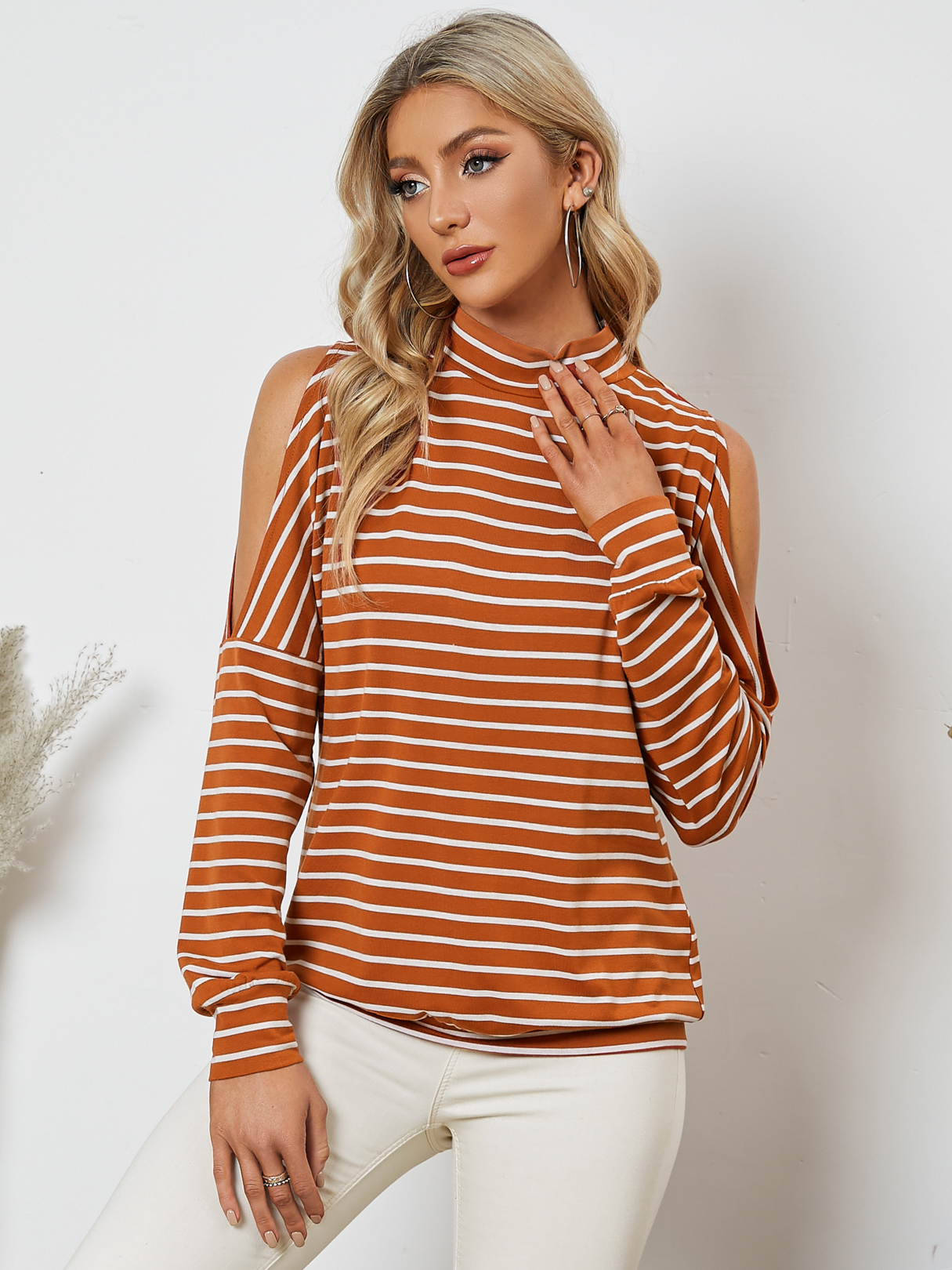 YOINS Cold Shoulder Striped Long Sleeve Tee