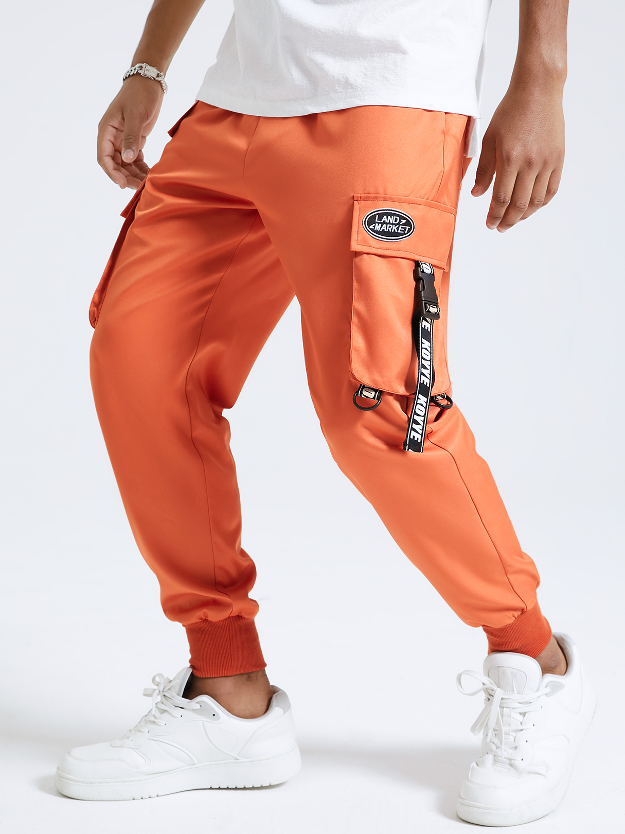 Men Fashion Hip Hop Plain Badge Ribbon Design Cargo Pants