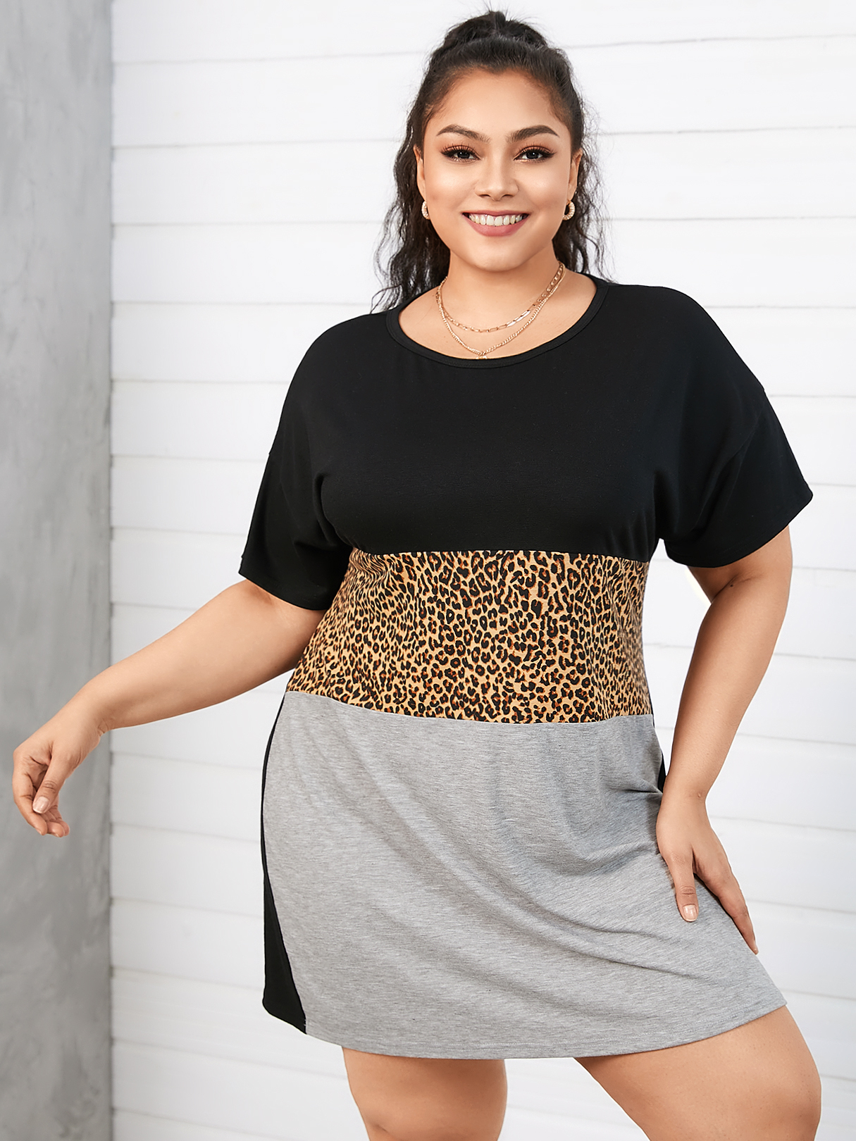 YOINS Plus Size Crew Neck Leopard Short Sleeves Mini Dress