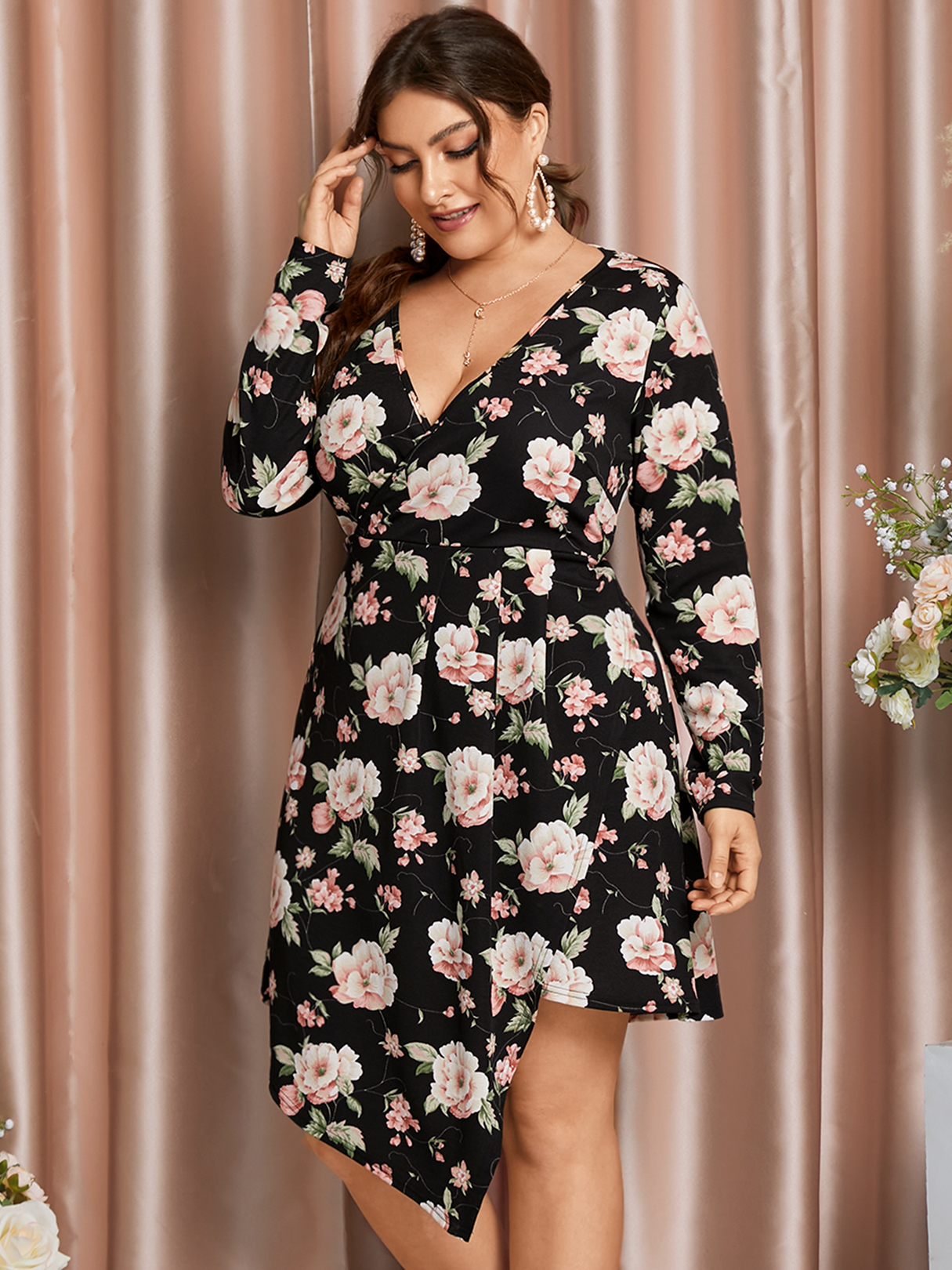 YOINS Plus Size Floral Print Crossed Front Design Long Sleeves Dress