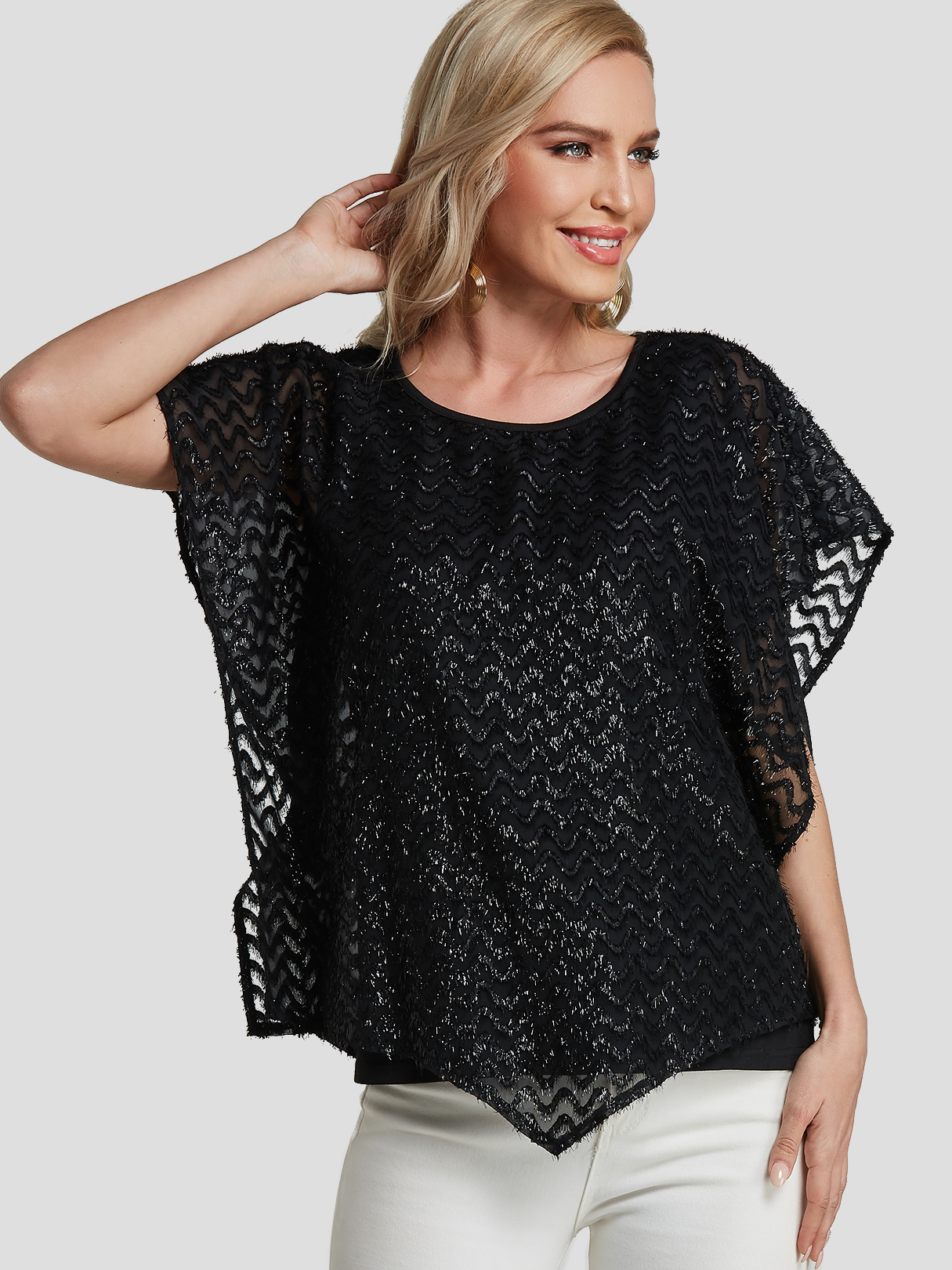 Black Round Neck Clipped Tee With Lining