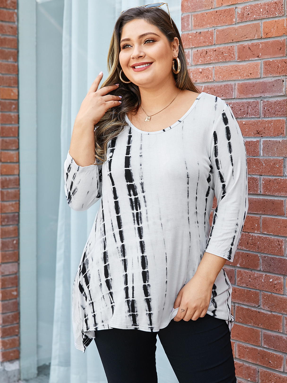 YOINS Plus Size Print Round Neck 3/4 Length Sleeves Tee