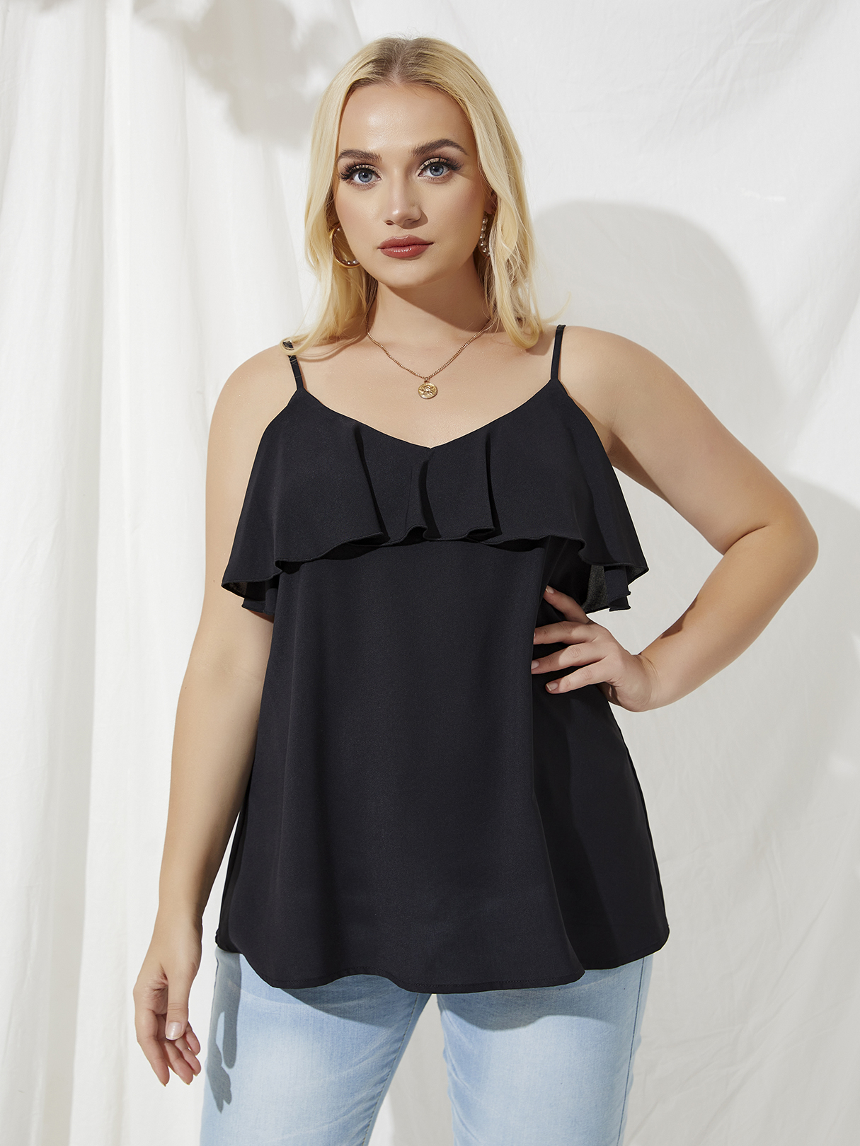 YOINS Plus Size Spaghetti Ruffle Trim Sleeveless Cami