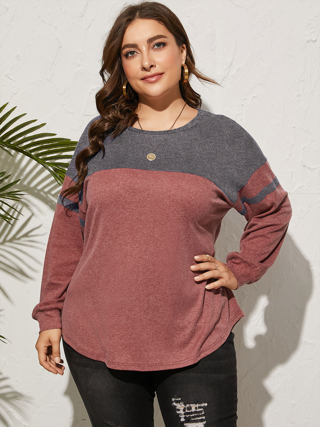 YOINS Plus Size Round Neck Color Block Long Sleeves Sweatshirt