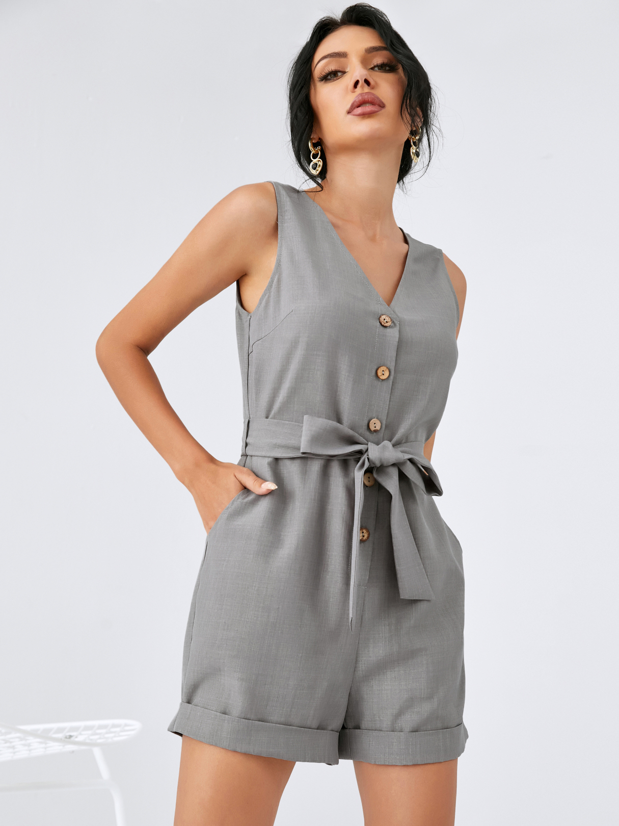 YOINS V-neck Side Pockets Belt Button Front Sleeveless Playsuits