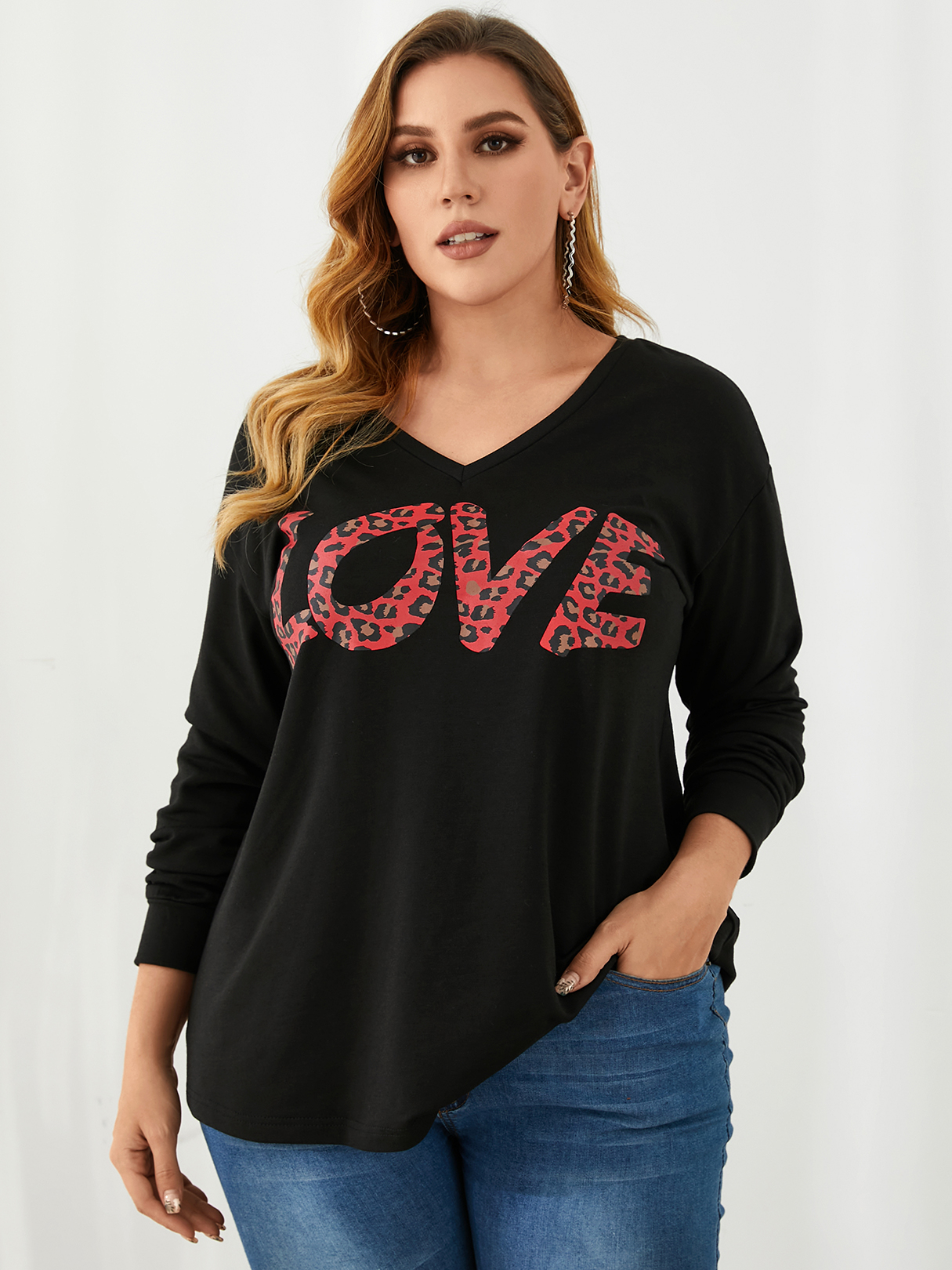 YOINS Plus Size V-neck Leopard Letter Knit Long Sleeves Sweatshirt