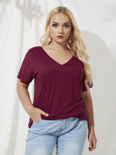 YOINS BASICS Plus Size V-neck Lace Patchwork Short Sleeves Tee