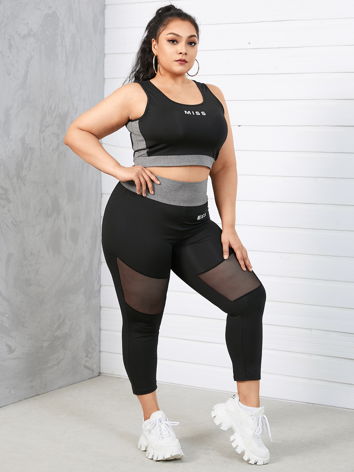 YOINS BASICS Plus Size Patchwork Letter Sleeveless Two Piece Outfit