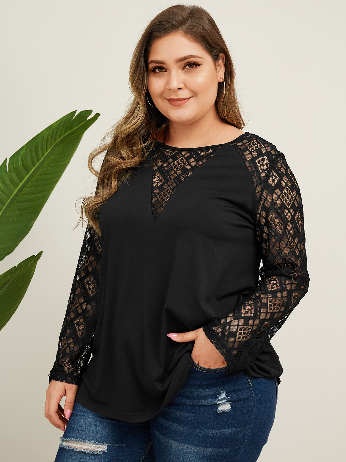 YOINS Plus Size Black Lace Tee