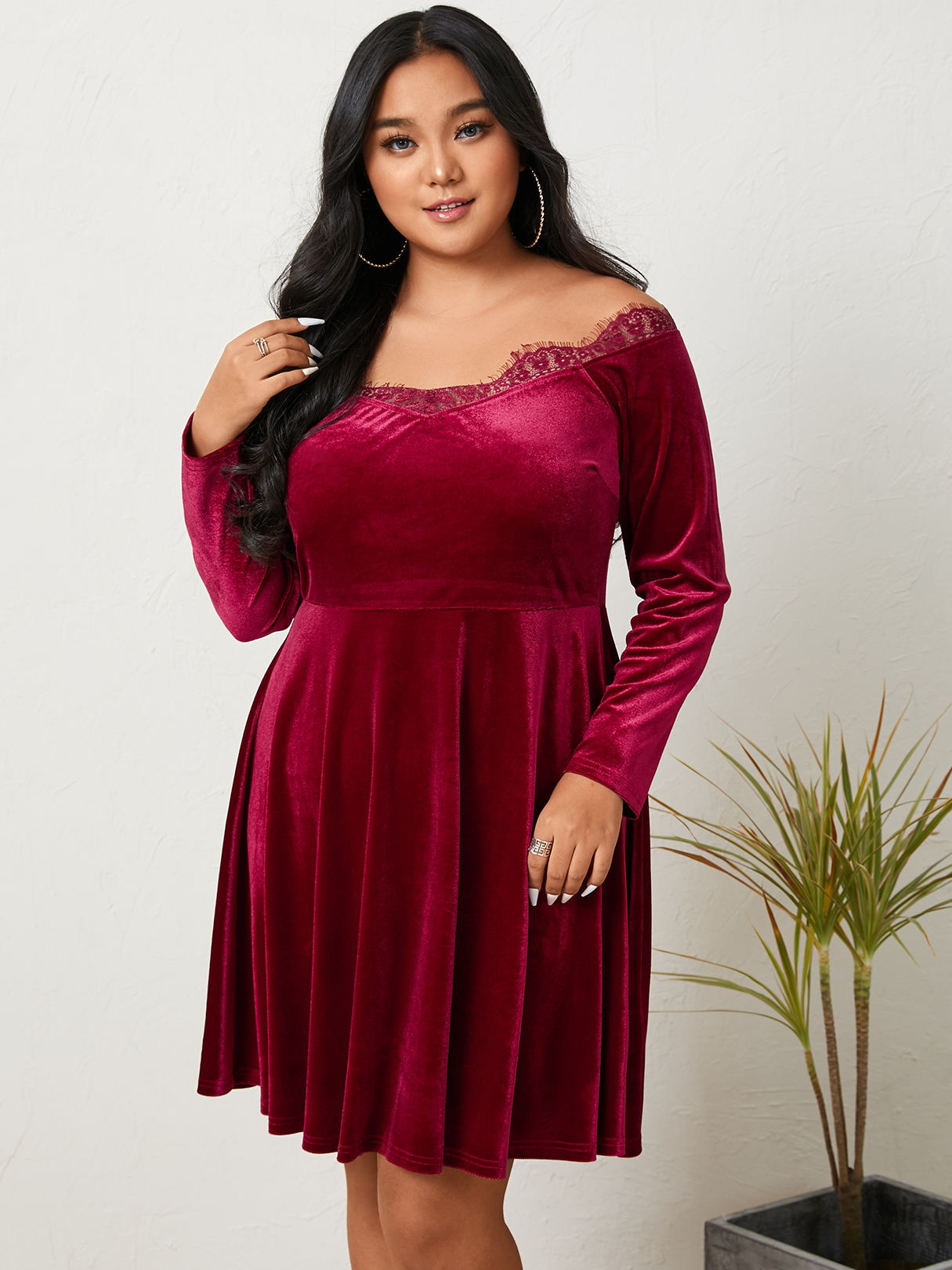YOINS Plus Size Halloween Off The Shoulder Lace Long Sleeves Mini Dress