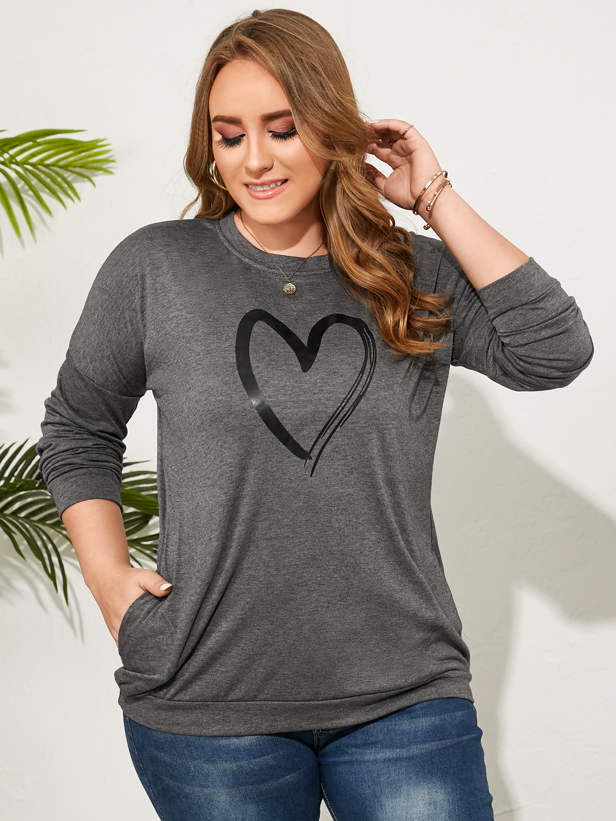 Plus Size Dark Grey Heart Side Pocket Long Sleeves Sweatshirt