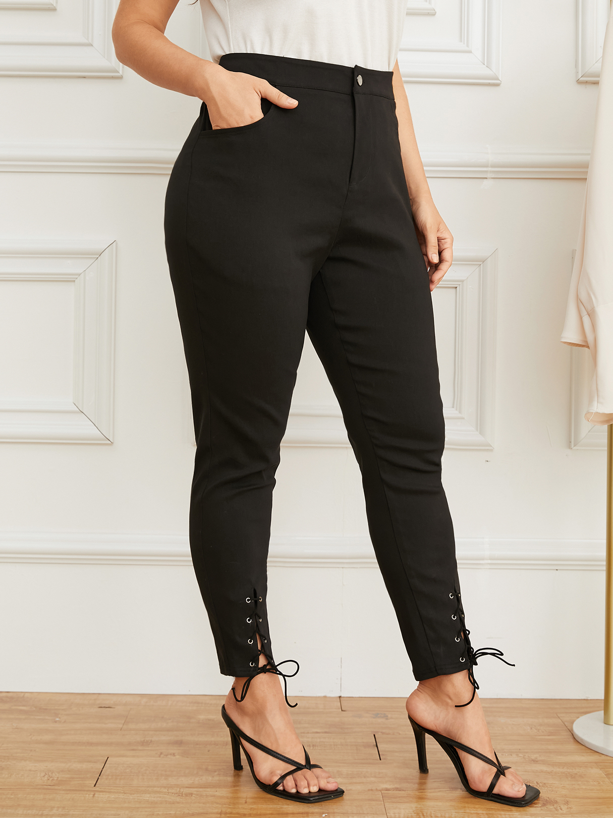 YOINS Plus Size Front Button Side Pocket Lace-Up Design Pants