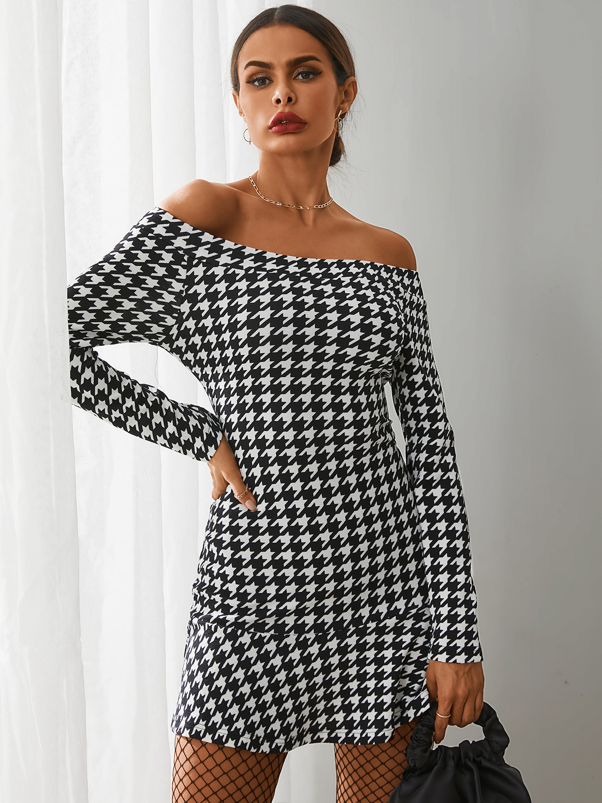 YOINS Black Off the shoulder Houndstooth Ruffle Hem Dress