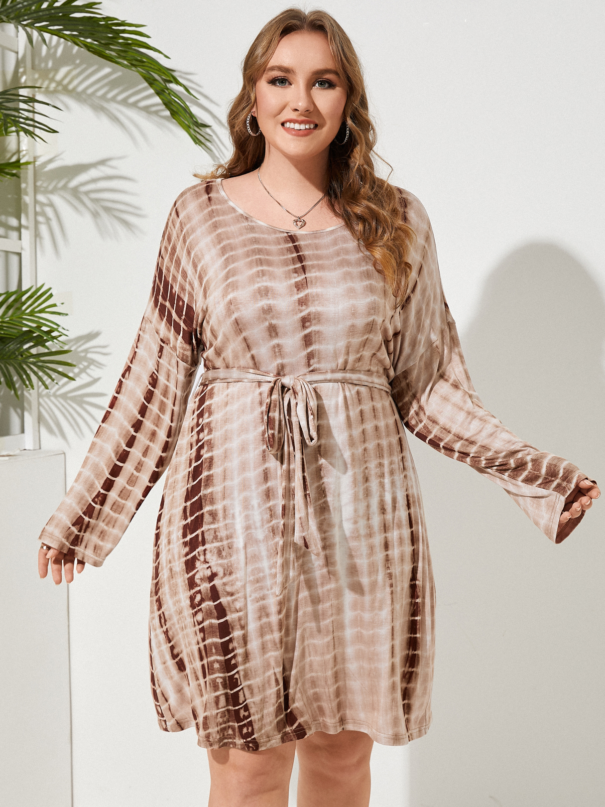 YOINS Plus Size Round Neck Tie Dye Belt Design Dress