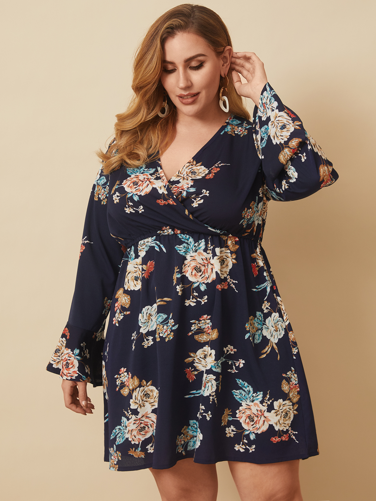 Plus Size V-neck Floral Print Wrap Design Long Sleeves Mini Dress