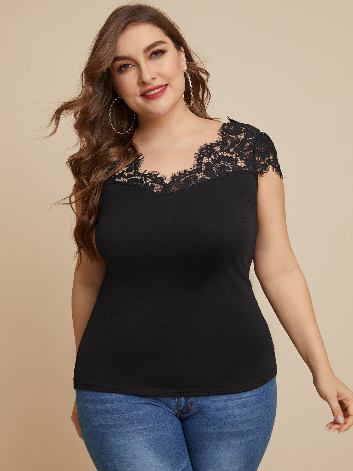 YOINS Plus Size Black Lace V-neck Short Sleeves Tank Top