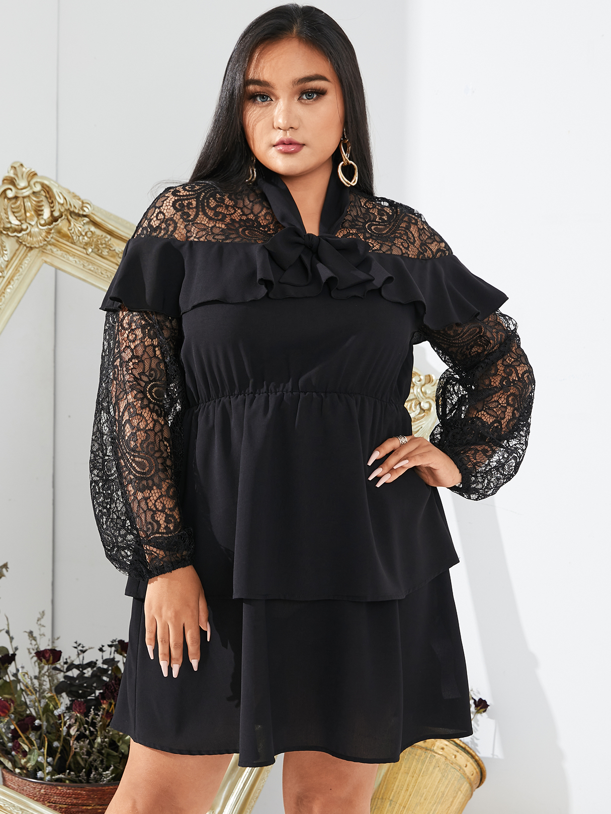 YOINS Plus Size Tiered Design Lace Long Sleeves Mini Dress