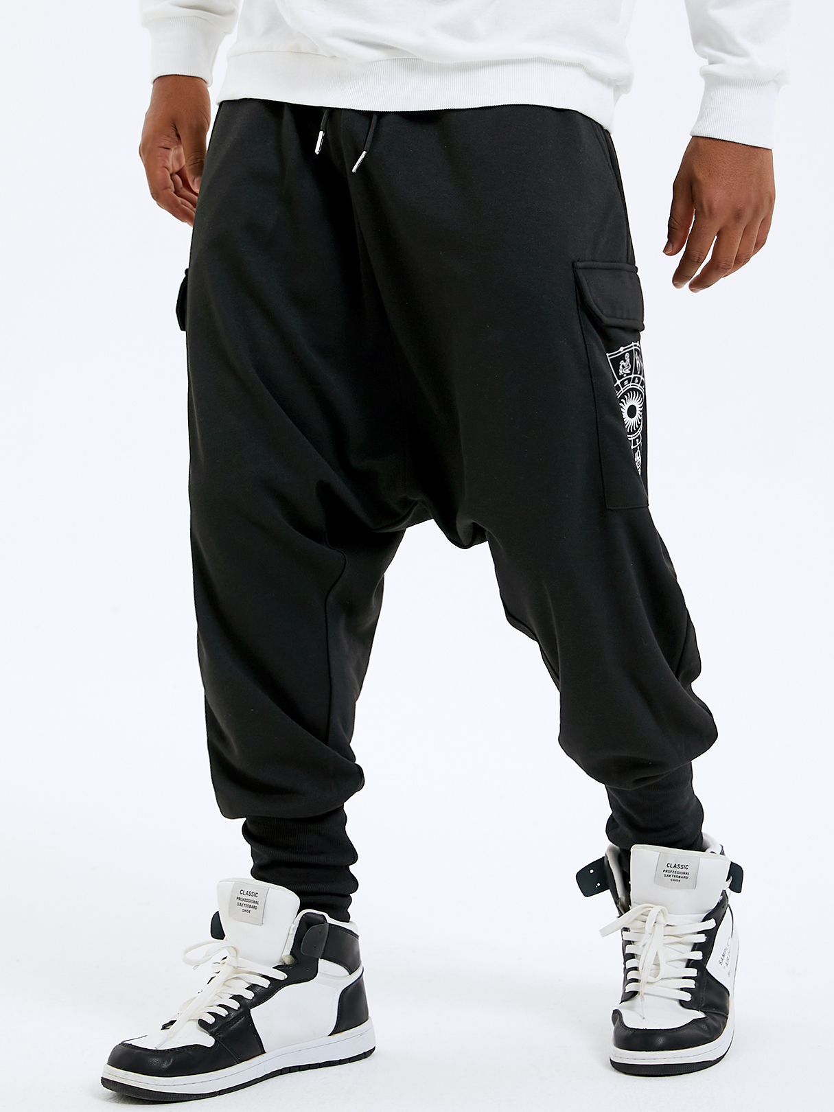 Men Black Multi-pockets Drawstring Graphic Baggy Harem Pants