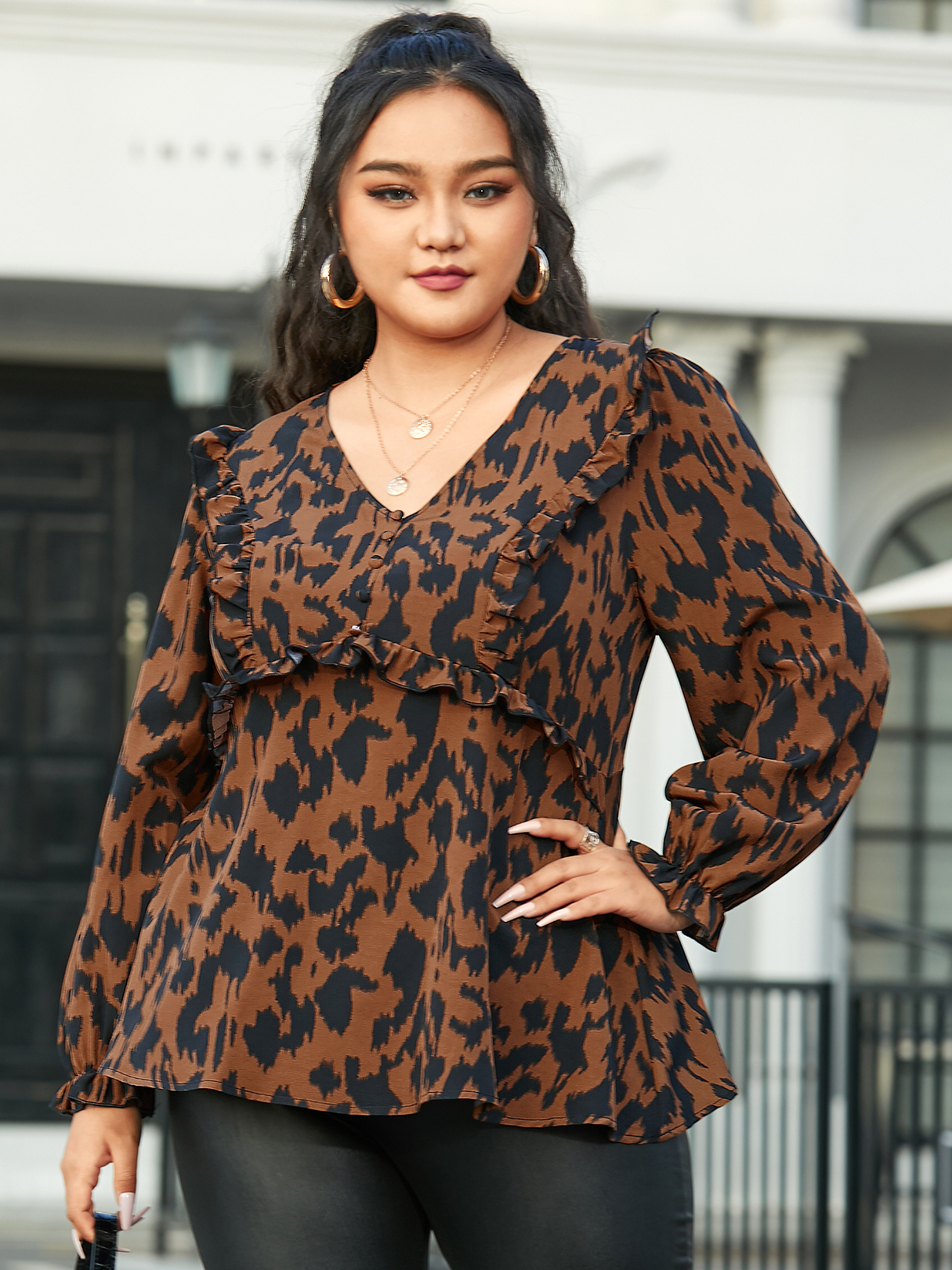 YOINS Plus Size V-neck Leopard Lettuce-edge Long Sleeves Blouse