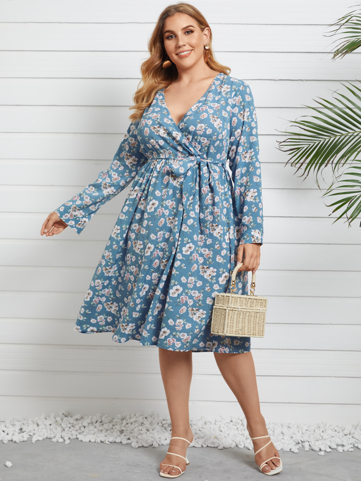 YOINS Plus Size V-neck Floral Print Belt design Long Sleeves Dress