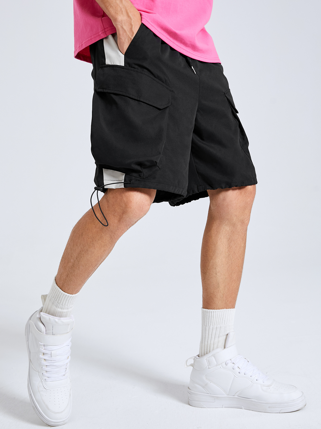 Men Color Block Patchwork Pocket Drawstring Waist Cargo Shorts