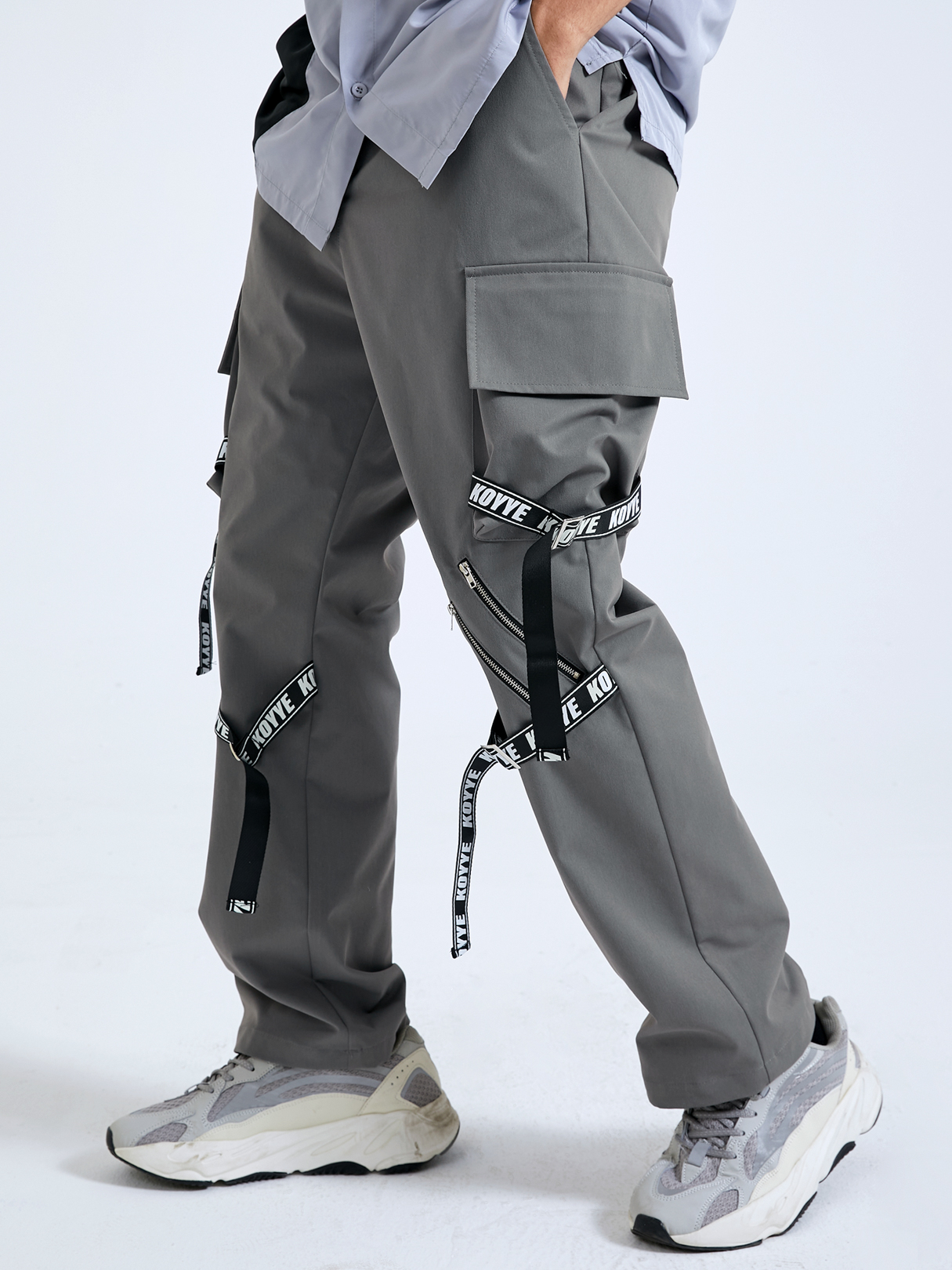 Men Ribbon Design Zip Front Regular Hem Cargo Pants