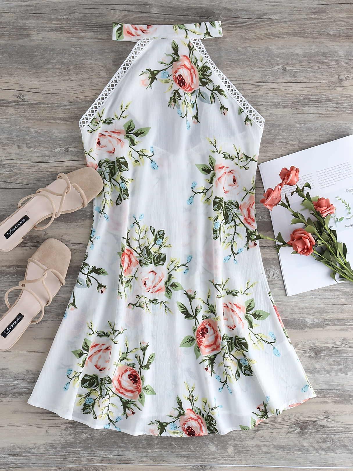 White Backless Design Floral Print Halter Sleeveless Dress