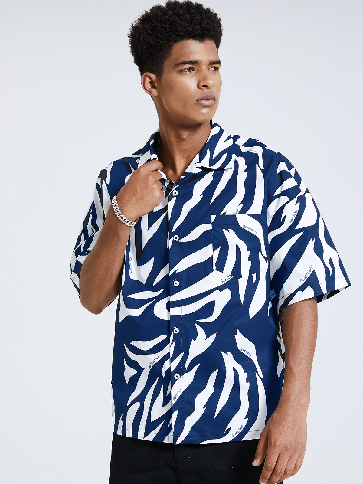 Men Zebra Stripe Pocket Shirt