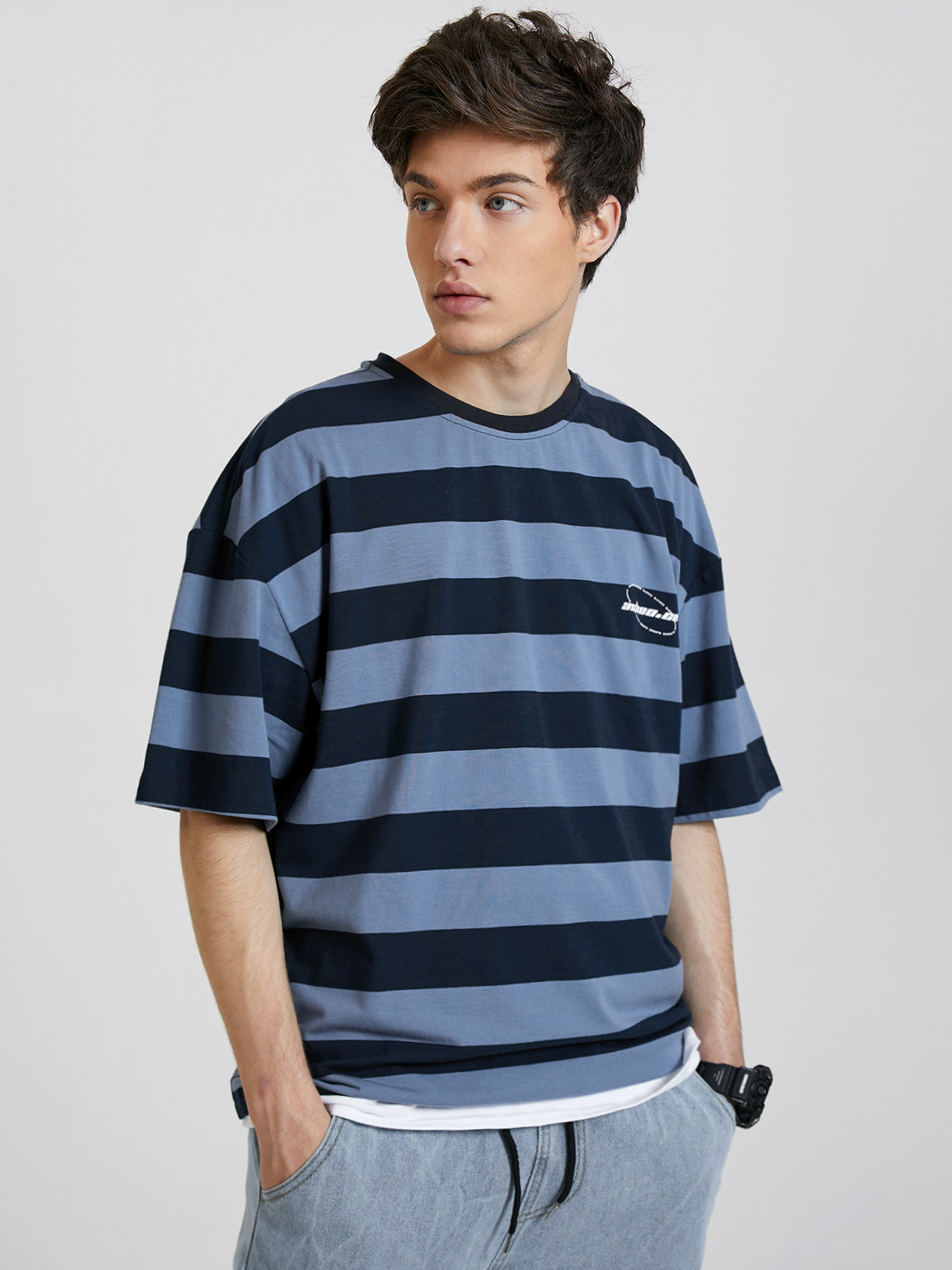 KOYYE Men Summer Casual Striped Letter T-Shirt