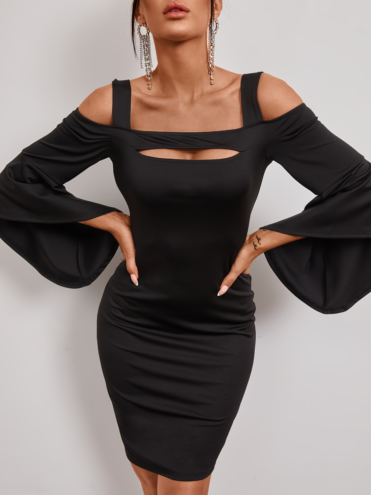 YOINS Black Cut Out Cold Shoulder Bell Sleeves Dress