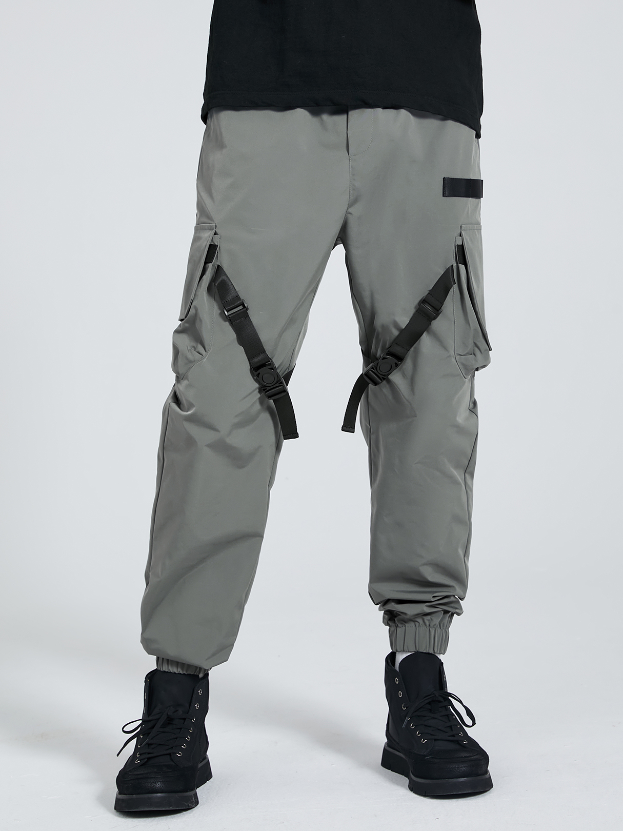 Men Casual Ribbon Straps Buckle Design Drawstring Cargo Pants